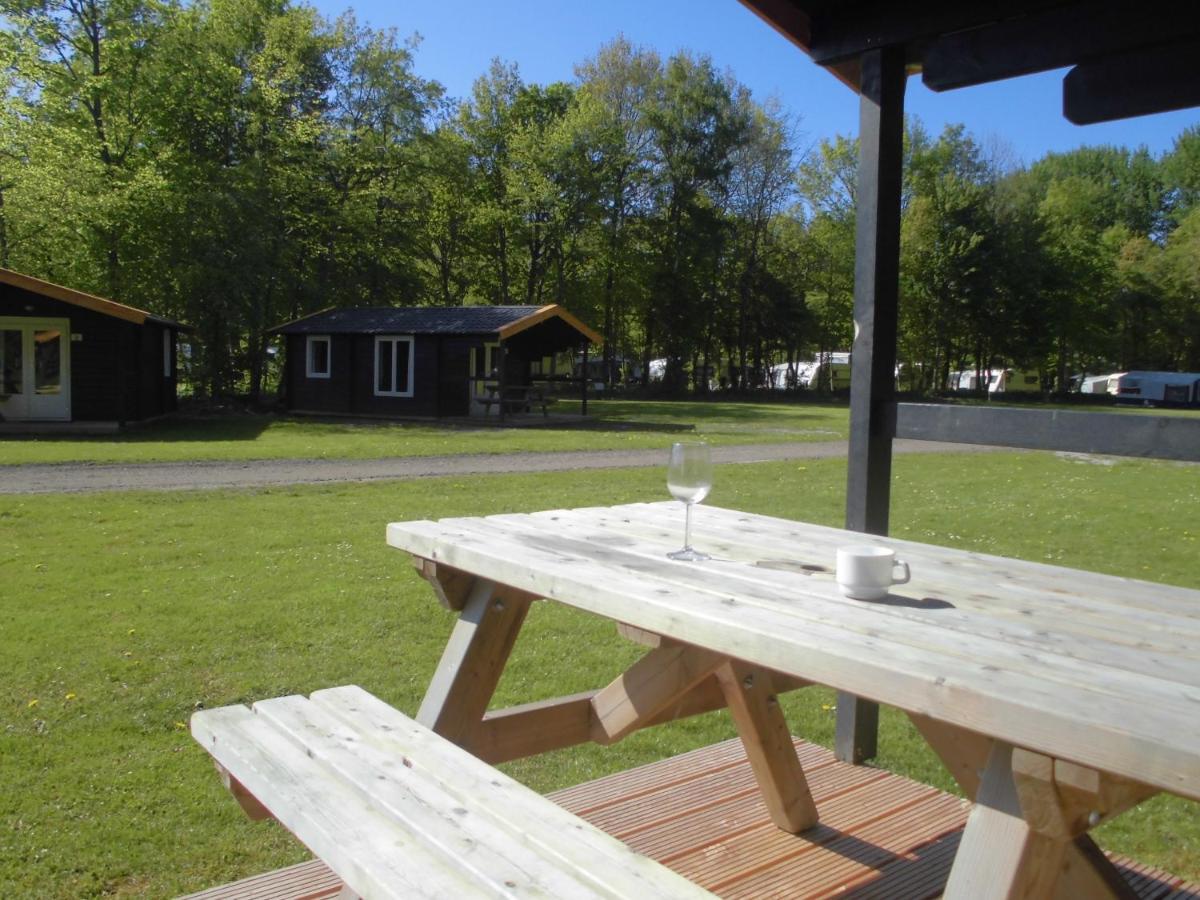 Vakantiepark T Urkerbos - Blokhutje Kültér fotó